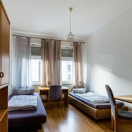 Apartmenthaus In Chemnitz Fuer Monteure Zewnętrze zdjęcie