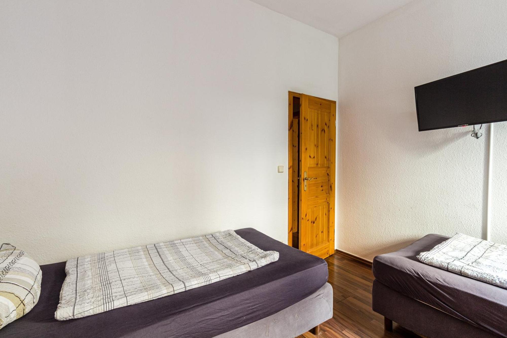 Apartmenthaus In Chemnitz Fuer Monteure Zewnętrze zdjęcie