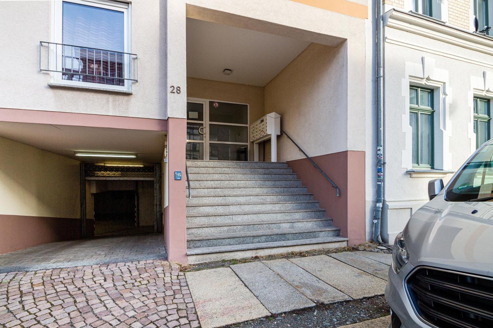 Apartmenthaus In Chemnitz Fuer Monteure Zewnętrze zdjęcie